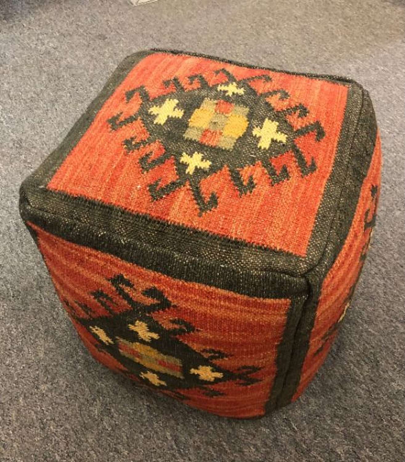 Kilim wool pouffe, hand made in the Punjab. Ref 6678
