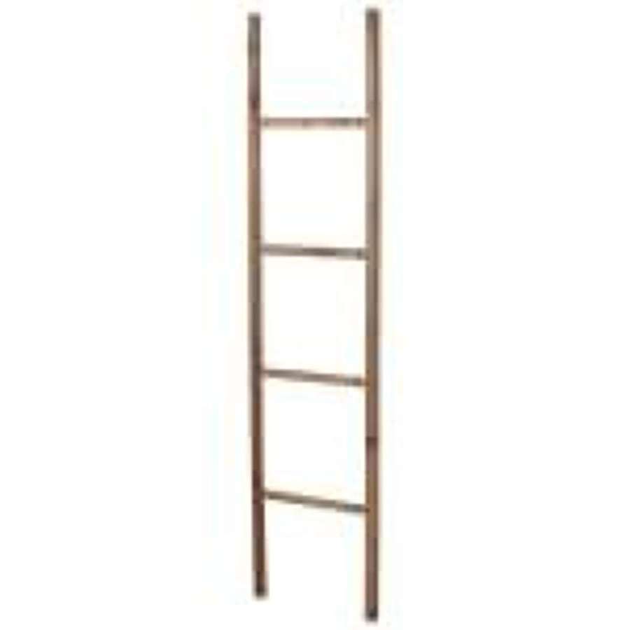 Wooden Display Ladder with Hooks. Ref CYH064